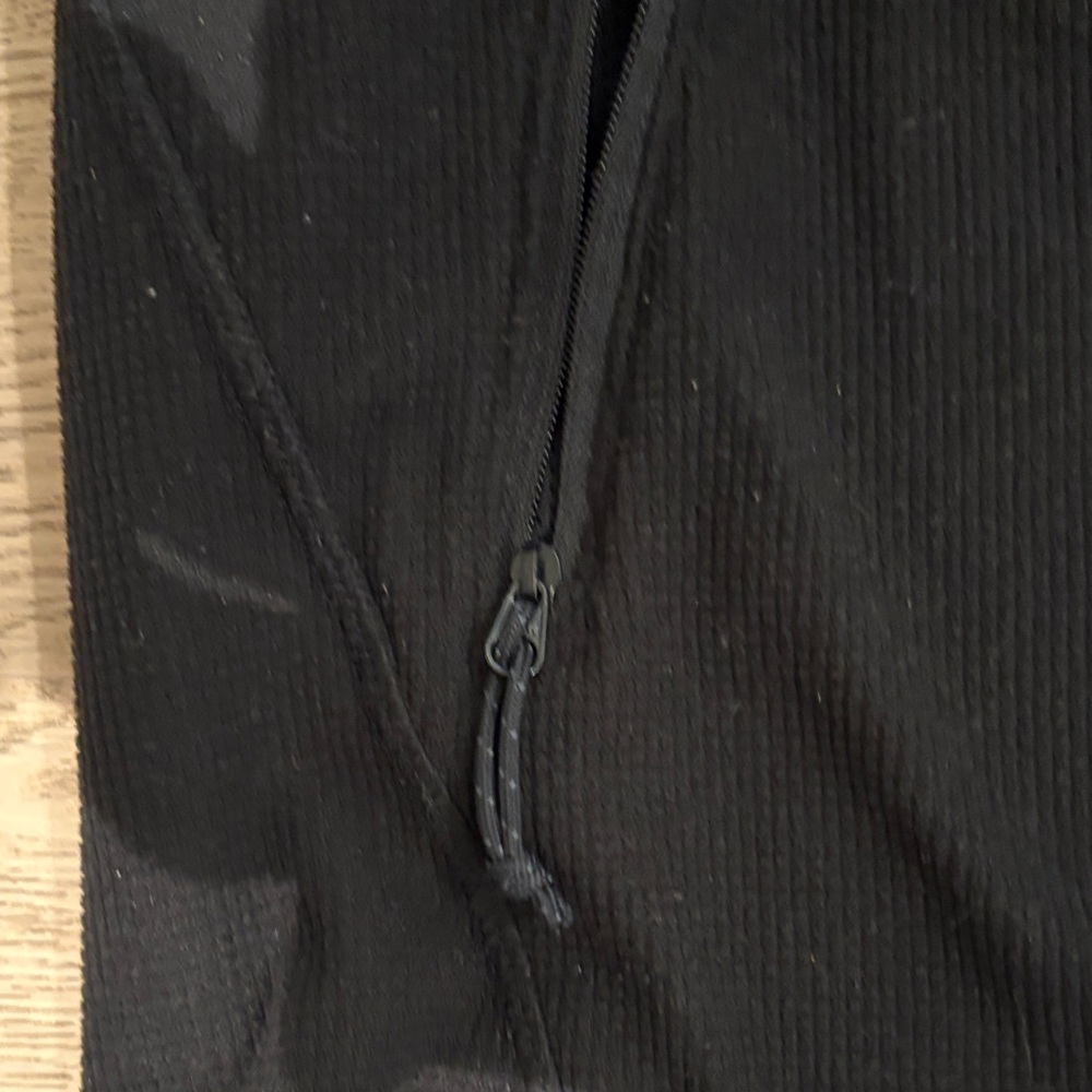 Arc'teryx Midnight Black Zip-Up Jacket - Picture 4 of 4